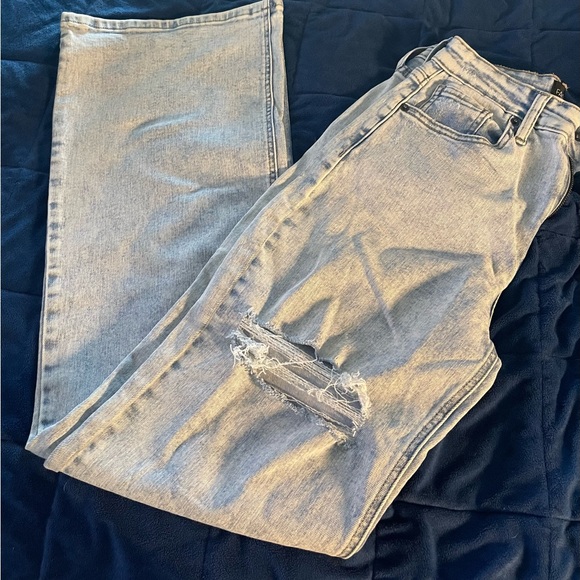 Fashion Nova Denim - Fashion Nova jeans